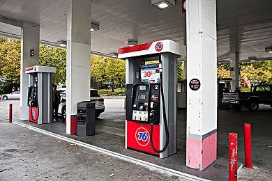 《午夜猎魂》3月31日登陆Steam 发售宣传片